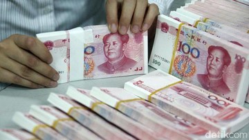 Perang Dagang AS-China Bikin Yuan Loyo