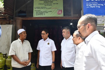 Prabowo Minta Pengecer LPG 3 Kg Diaktifkan, KESDM-Pertamina Cek Suplai LPG
