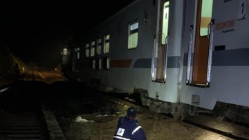 Jadwal Kereta Sempat Molor Imbas Banjir dan Longsor, KAI Minta Maaf