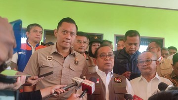 Cek Dampak Banjir di Bekasi, AHY Minta Pembangunan di Hulu Ditertibkan