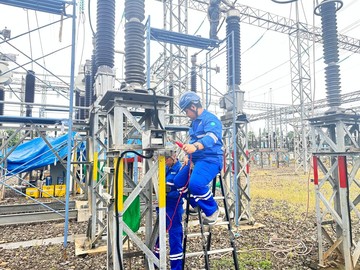 PLN: Gangguan Listrik di Sebagian Selatan Jakarta Imbas Cuaca Ekstrem