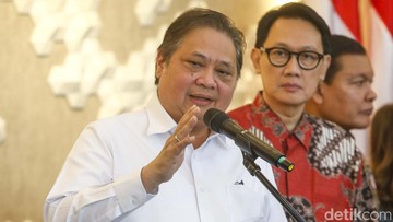 Respons Airlangga soal Barang Bajakan di Mangga Dua yang Disorot AS