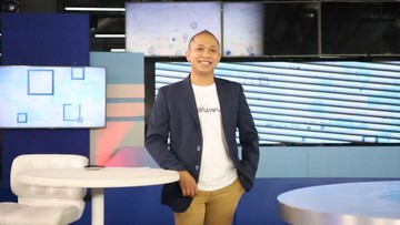 Pria Ini Raup Miliaran dari Bisnis Foto Tanpa Pegang Kamera Sekalipun, Kok Bisa?