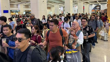 Cetak Rekor! Penumpang Harian Whoosh Tembus 25 Ribu