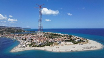 Potret Lokasi Pembangunan Jembatan Gantung Penghubung Sisilia-Italia