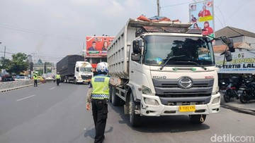 Pembatasan Truk Saat Libur Maulid Dinilai Ganggu Distribusi Barang