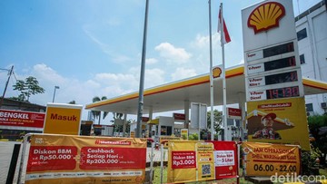Bahlil Minta Swasta Gandeng Pertamina buat Isi Stok BBM di SPBU