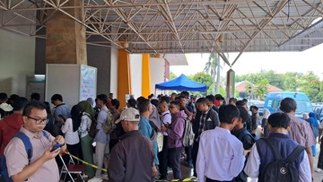 Job fair Jakarta Membludak, Antrean Pelamar Mengular