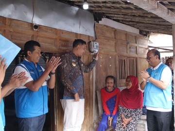 Rasa Syukur Warga Prasejahtera di Klaten Bisa Nikmati Listrik Gratis PLN
