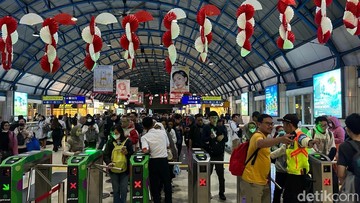 Banyak Orang Menginap di Stasiun, Muncul Wacana KRL Operasi 24 Jam
