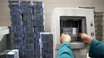 Niat Kirim Rp 4 Juta, Bank Terkenal Ini Salah Transfer Rp 1,3 Juta Triliun