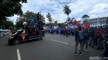 Buruh Mau Geruduk Gedung Sate Tolak Upah Minimum Sektoral Dipangkas!