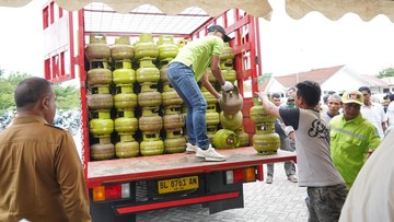 Pertamina Distribusikan 360 Ton LPG ke Aceh Lewat Laut hingga Udara