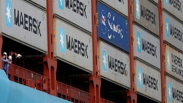 Raksasa Peti Kemas Maersk Jauhi Selat Hormuz, Putar Haluan ke Rute Ini