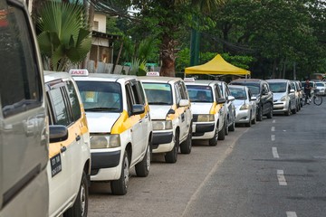 Antrean BBM di Myanmar Imbas Konflik AS-Israel dan Iran