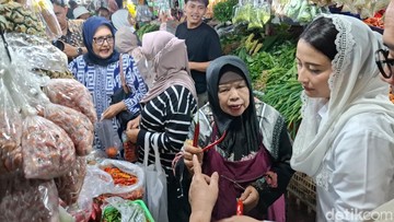 Sidak Pasar, Wamendag Marah Temukan Harga Cabai Mahal