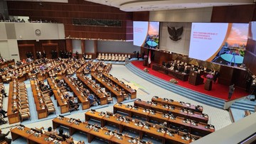 DPR Sahkan UU Pelindungan Pekerja Rumah Tangga!
