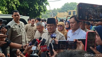 Prabowo Jamin Korban Kecelakaan Maut Kereta di Bekasi Dapat Santunan