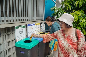 Kurangi Beban Bantargebang, Warga Jatinegara Baru Rutin Pilah Sampah