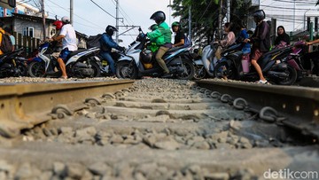 Menhub Buka-bukaan 1.903 Perlintasan Sebidang Tidak Dijaga