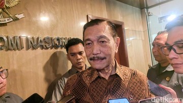 Luhut soal MBG: Kenapa Harus Sekaligus, Kan Bisa Dibikin Bertahap