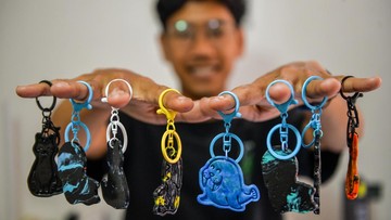 Kreativitas Ubah Sampah Plastik Jadi Cuan